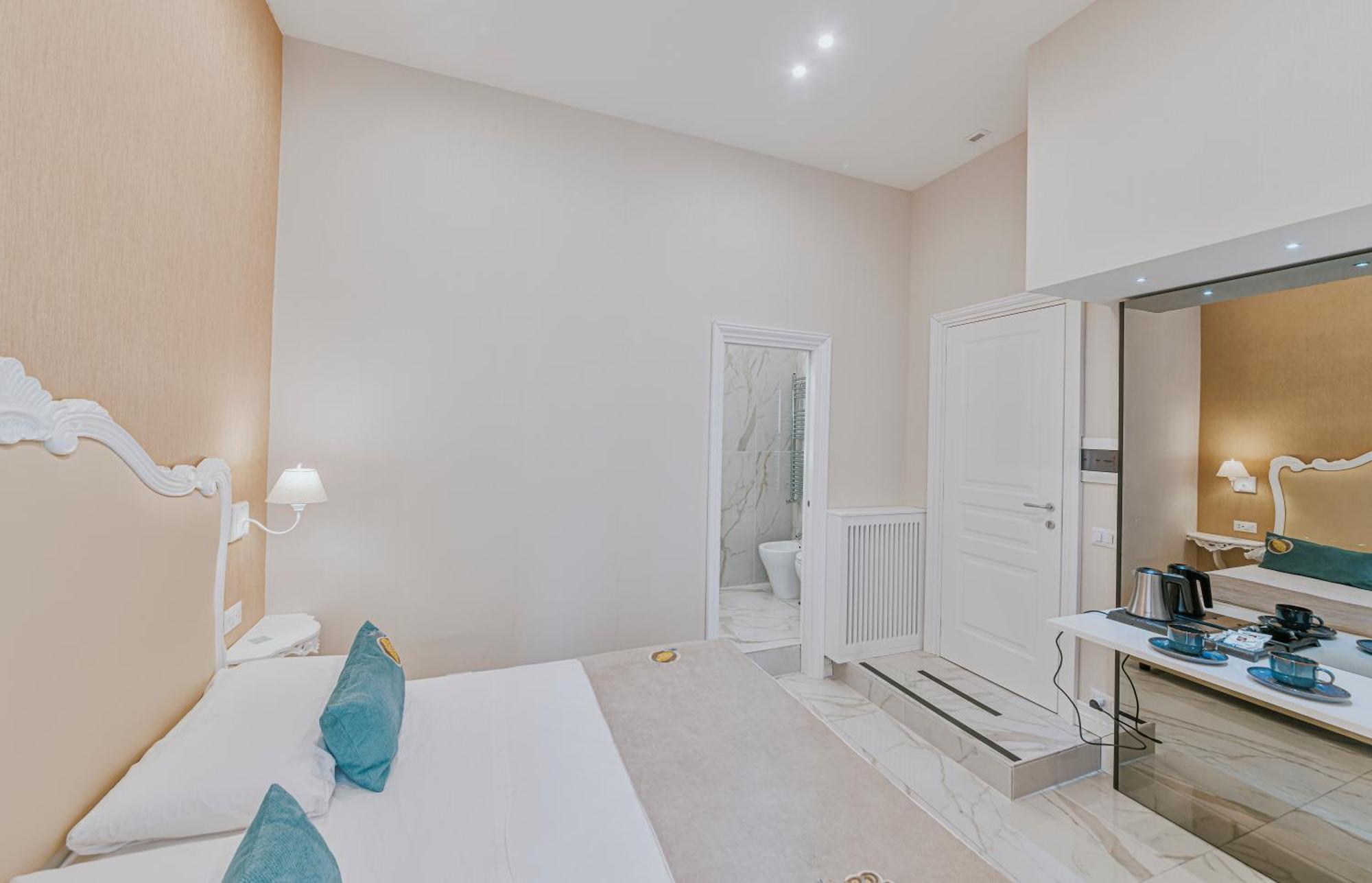 Gentile Suite & Spa Vomero Nápoles Exterior foto